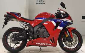 HONDA CBR600RR 2024 PC40