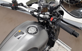 YAMAHA XJR1300 C 2016 RP19
