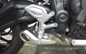 TRIUMPH TRIDENT 600 2023