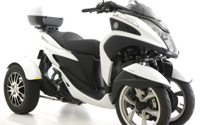 YAMAHA TRICITY 125 Trike SE78