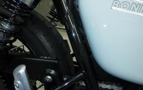 TRIUMPH BONNEVILLE T100 2022