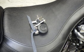 HARLEY FLBS 1870 2023