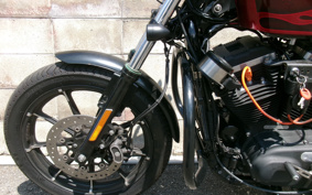 HARLEY XL883N 2017 LE2