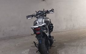 SUZUKI DL1000 ( V-Strom 1000 ) DD111