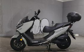 KYMCO K-XCT 125 ..
