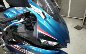 YAMAHA YZF-R3 2021 RH13J