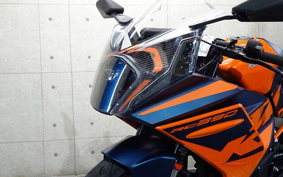 KTM 390 RC 2022 JYJ40