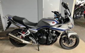 HONDA CB1300 SUPER  BOL DOR ABS 2023 SC54