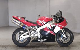 YAMAHA YZF-R1 RN04