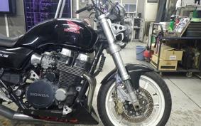 HONDA CBX750F BOLDOR 1986 RC17