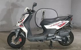 SYM CROCS 125 ..