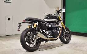 TRIUMPH SPEED ​​TWIN 1200 RS 2025