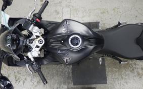 TRIUMPH DAYTONA 660 2025