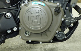HUSQVARNA SVARTPILEN 401 2019