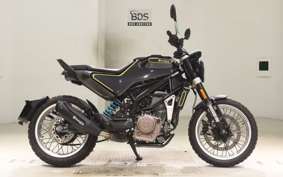 HUSQVARNA SVARTPILEN 401 2018