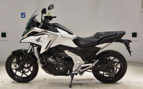 HONDA NC750X 2023 RH09