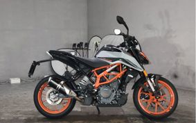 KTM 390 DUKE 2023 JPJ40