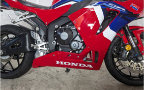 HONDA CBR600RR ABS 2021 PC40