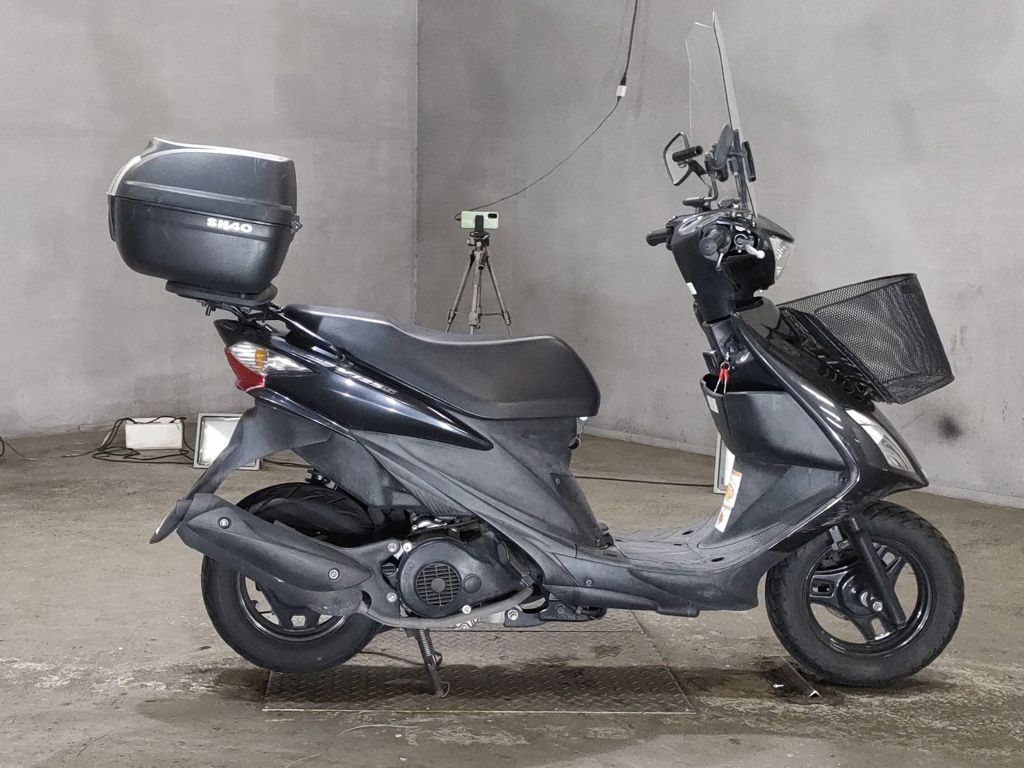 Фото Suzuki ADDRESS V125 с японского аукциона