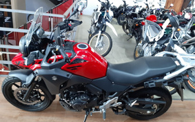 SUZUKI STROM 250 DS11A