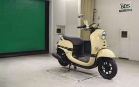 YAMAHA VINO 50 Gen.4 2004 AY02