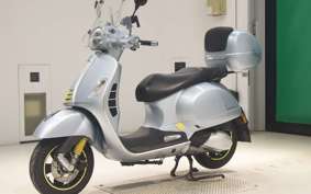 VESPA GTS300 SUPER 2022
