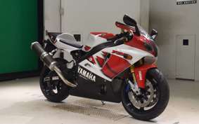 YAMAHA YZF-R7 2000