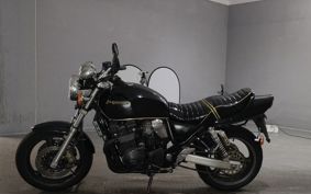 SUZUKI INAZUMA 400 GK7BA