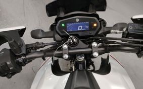 YAMAHA FZS25 RG69