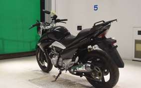 SUZUKI GSR250