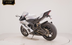 YAMAHA YZF-R6 2019