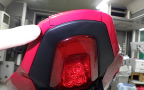 HONDA CBR650R E-Clutch 2025