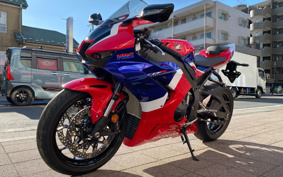 HONDA CBR1000RR-R FB 2021 SC82