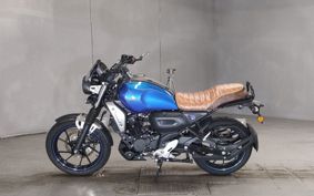 YAMAHA FZX150 RG73