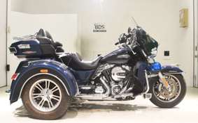 HARLEY FLHTCUTG TRIKE 2014
