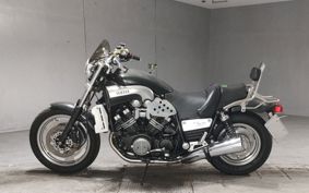 YAMAHA VMAX 2005 2LTN