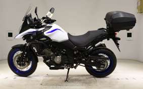 SUZUKI DL650 ( V-Strom 650 ) XTA 2019 C733A