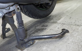 YAMAHA N-MAX 1998 SED6J