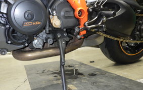 KTM 1290 SUPER DUKE R 2019