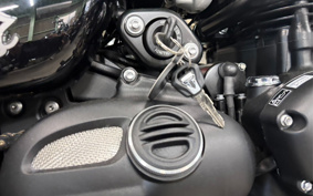 TRIUMPH BONNEVILLE BO BAR 2021 DAD84H