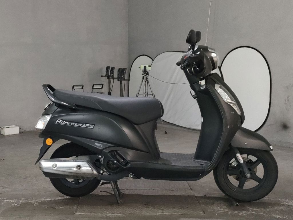 Фото Suzuki ADDRESS V125 с японского аукциона