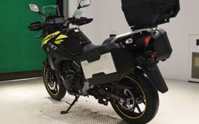 SUZUKI Vｽﾄﾛｰﾑ250A