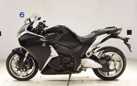 HONDA VFR1200F DCT 2011 SC63