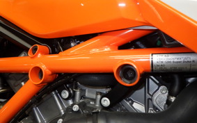 KTM 1290 SUPER DUKE R EVO