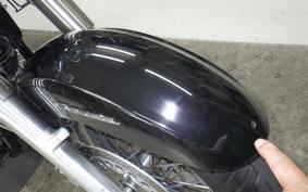 YAMAHA DRAGSTAR 1100 CLASSIC 2004 VP13J