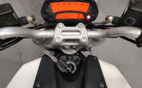 DUCATI  DUCATI  MONSTAR 696 2011 M500AA