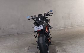 KTM 1290 SUPER DUKE R 2020 V3940