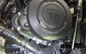 TRIUMPH TRIDENT 660 2023