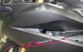 HONDA CBR250RR A 1998 MC51