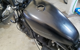 HARLEY XL883N 2011 LE2